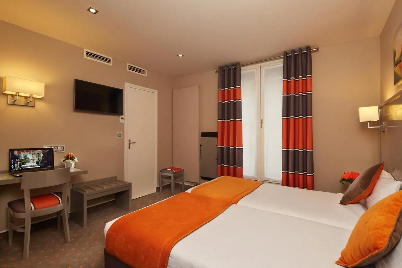 Hotel Beaugrenelle St-charles Tour Eiffel 3*